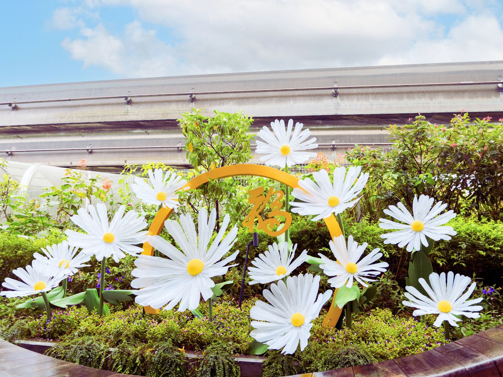 Sensoryscape_Floral Display at Sensoryscape